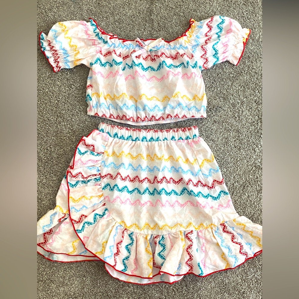 Bundle of girls size 10/12 outfits